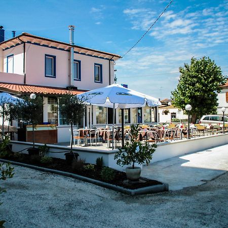 Hotel Lanterna Blu Senigallia Esterno foto
